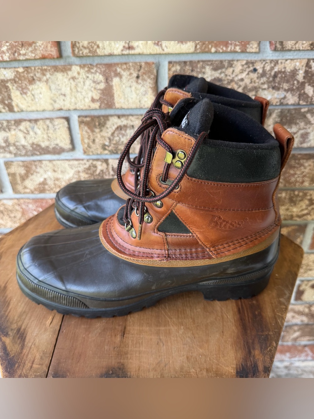 Men’s Bass Duck Boots Size 9 Waterproof Brown & Black Leather Very Good